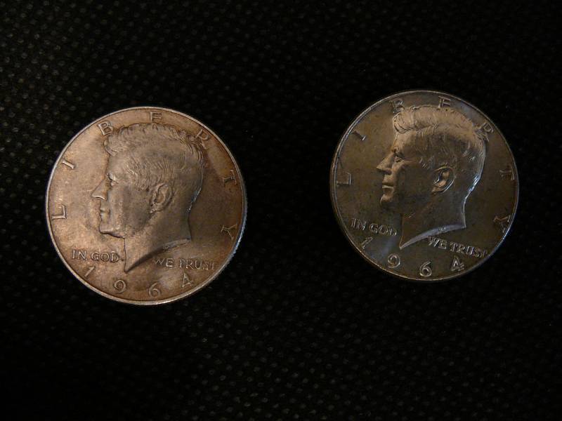 lot 81 image: 2 Kennedy Half Dollars 90%