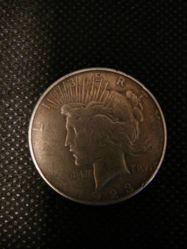 lot 85 image: 1923 D Peace Half Dollar
