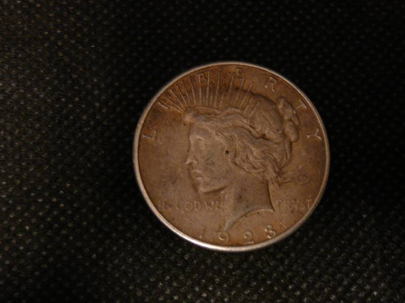 lot 86 image: 1923 S Peace Half Dollar