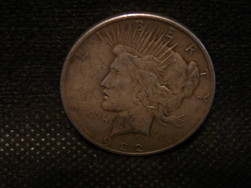lot 87 image: 1922 D Peace Half Dollar