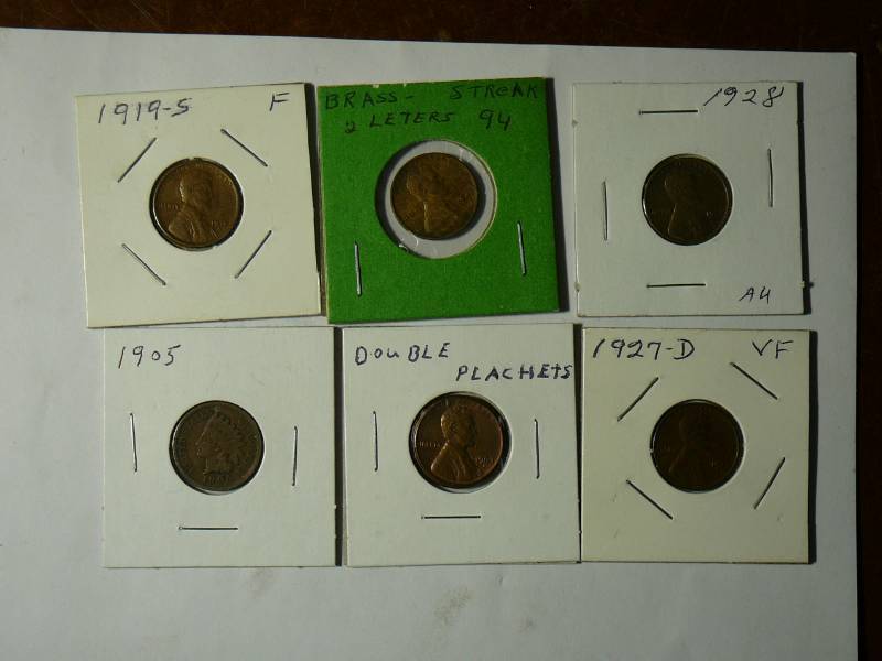 lot 120 image: Lot Of Coins