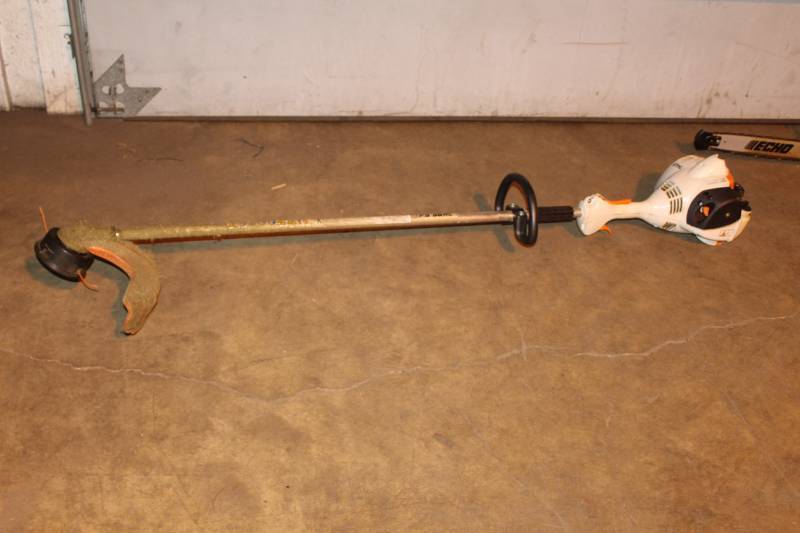 lot 152 image: Stihl FS 56 RC Gas Powered EZ Bushcutter Autocut 25-2