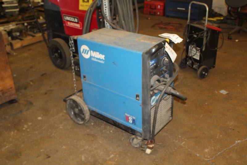 lot 13 image: Miller Millermatic 300 3-Phase Wire Welder