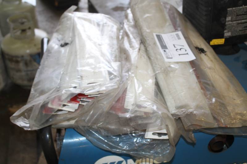 lot 137 image: Lot of (30) DynaFlo 18in. Heavy Duty Grease Gun Hoses