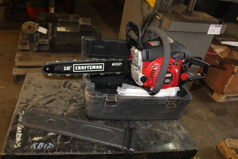 lot 98 image: Craftsman 16in. Chainsaw with Case