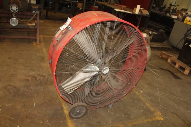 lot 114 image: Ventmatic Maxx Air High Velocity 44in. Drum Fan
