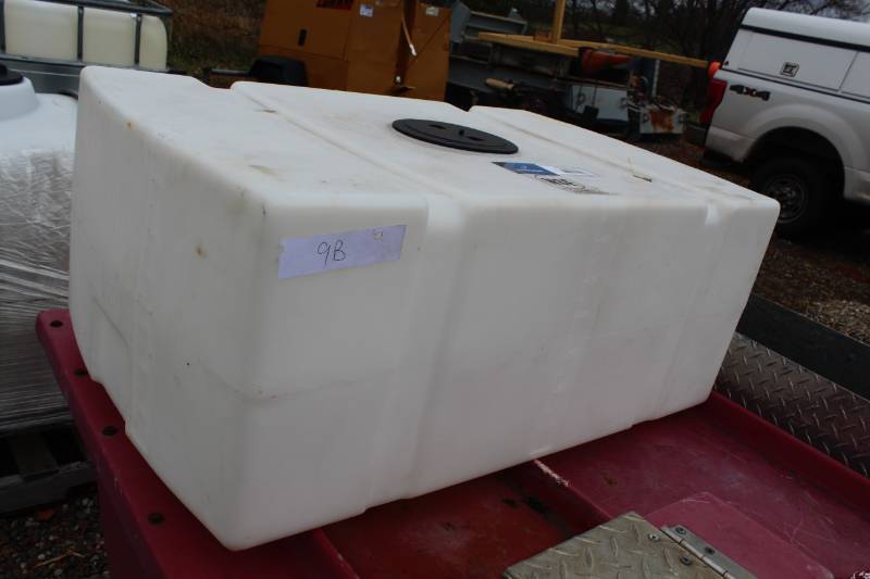 lot 9B image: 2016 Ace Roto-Mold LP 68-Gallon Low Profile White Plastic Tank