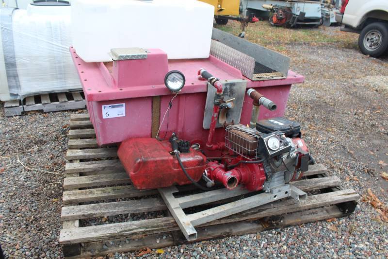 lot 6 image: 2001 Aspen Equipment Pump