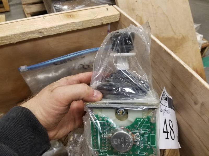 lot 48 image: 2018 Merritt Joystick
