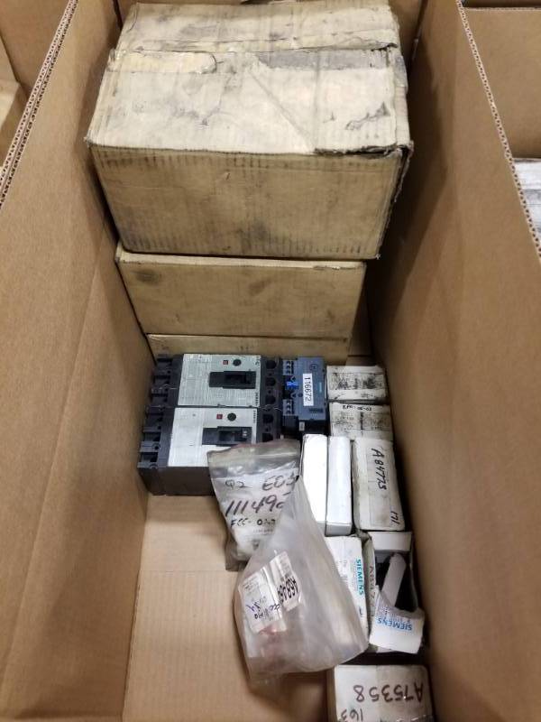 lot 61 image: Siemens Misc. Electrical Components
