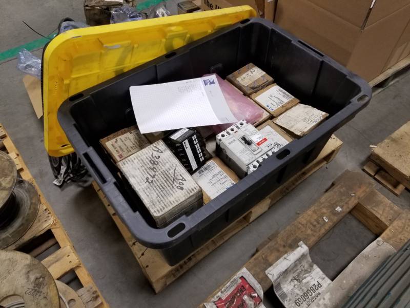 lot 58 image: Lot of (20) Electrical Breakers