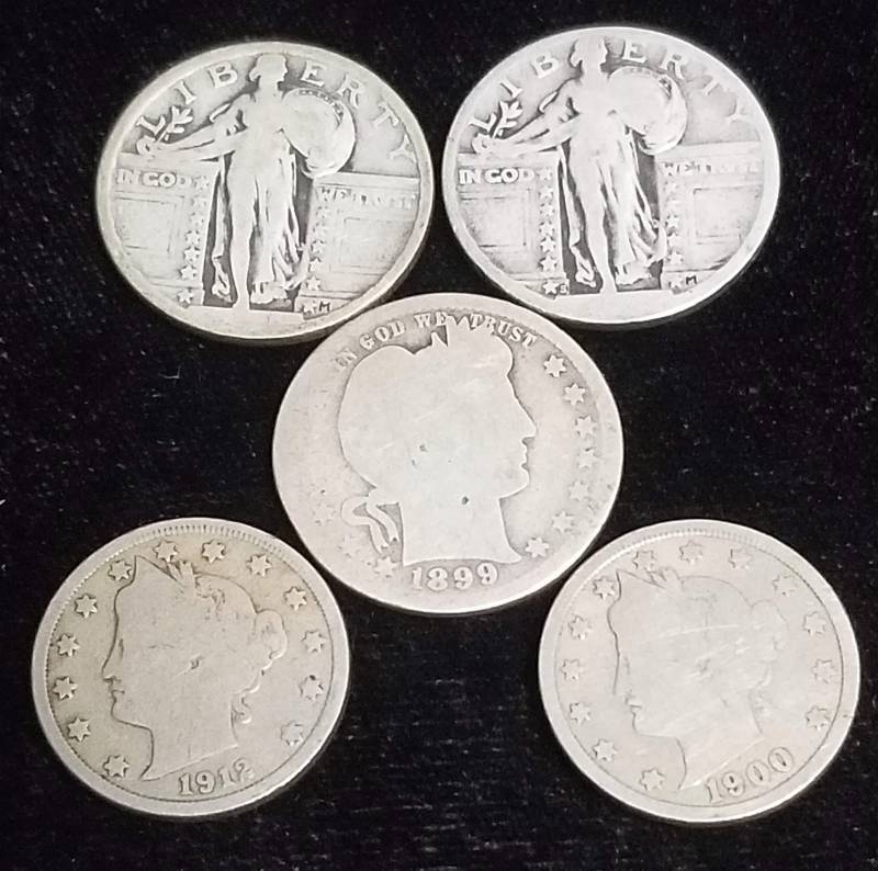 5 COINS 3 SILVER QUARTERS 2 LIBERTY NICKELS AS PICTURED
