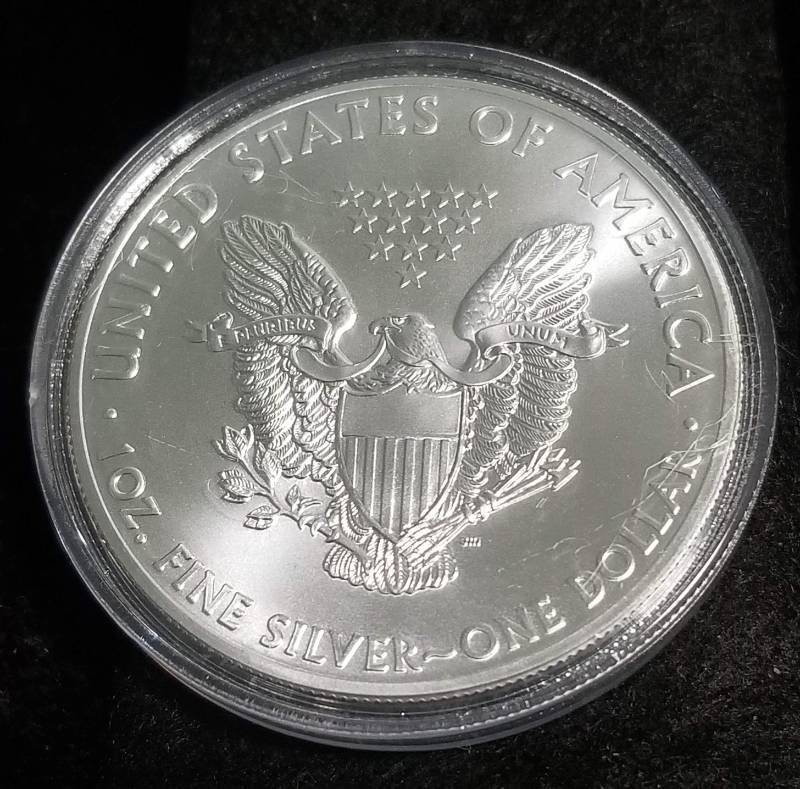 2015 AMERICAN SILVER EAGLE 1 TROY OZ. .999 FINE SILVER IN AIRTITE