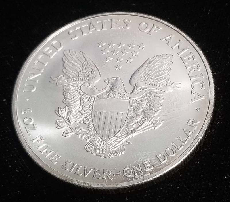 2006 AMERICAN SILVER EAGLE 1 TROY OZ. .999 FINE SILVER DOLLAR