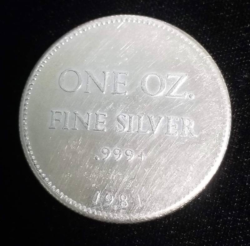 1 TROY OZ. .999 FINE SILVER 1981 LIBERTY EAGLE ROUND