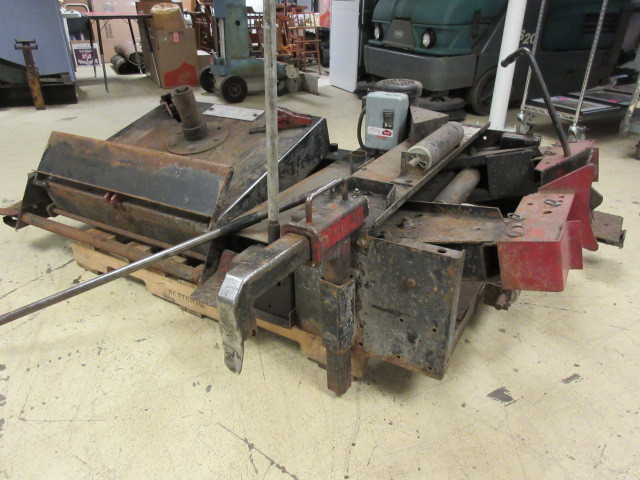 COATS TRUCK TIRE CHANGER