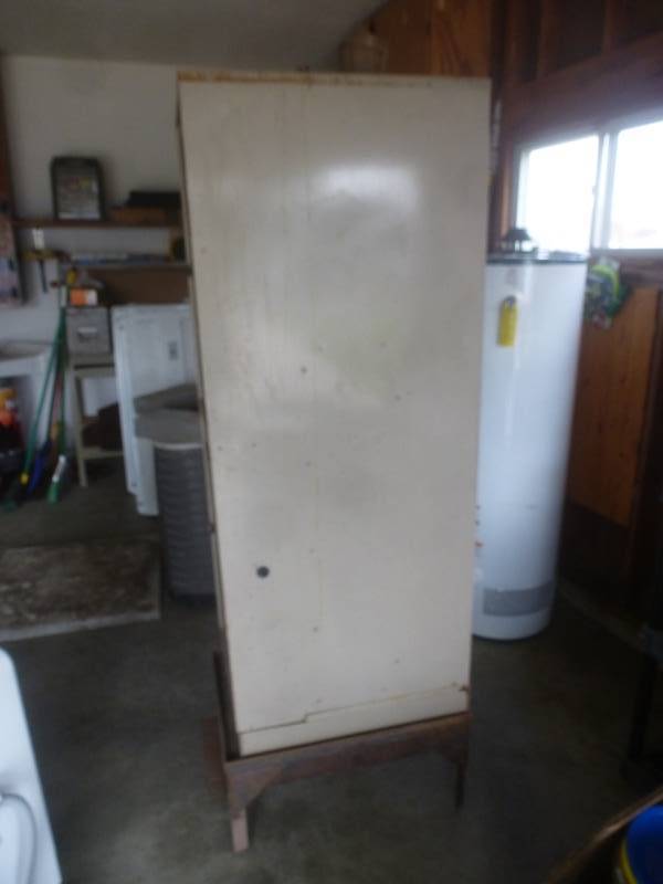 lot 28 image: Miller Furnace