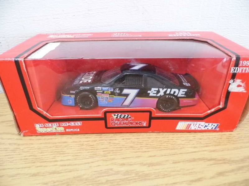 lot 13 image: 1994 Nascar Diecast Car