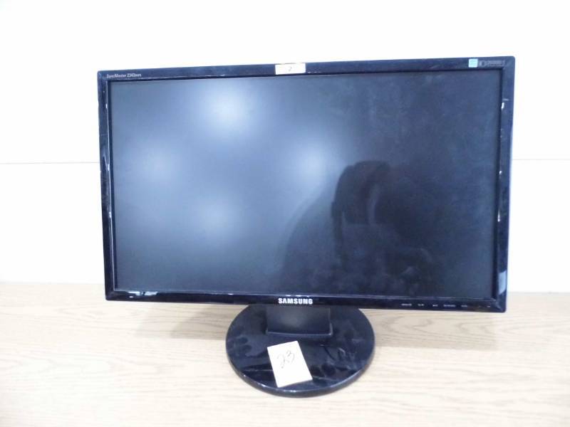lot 23 image: Samsung Monitor