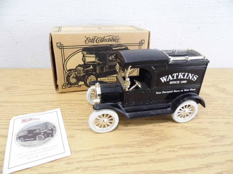 lot 50 image: Ertl Watkins Bank