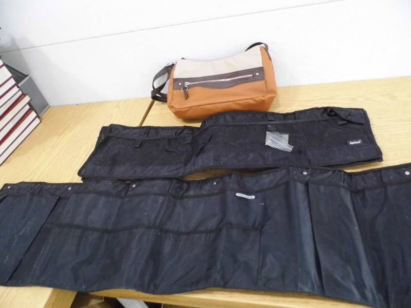 lot 59 image: Auto Organizers - Purse