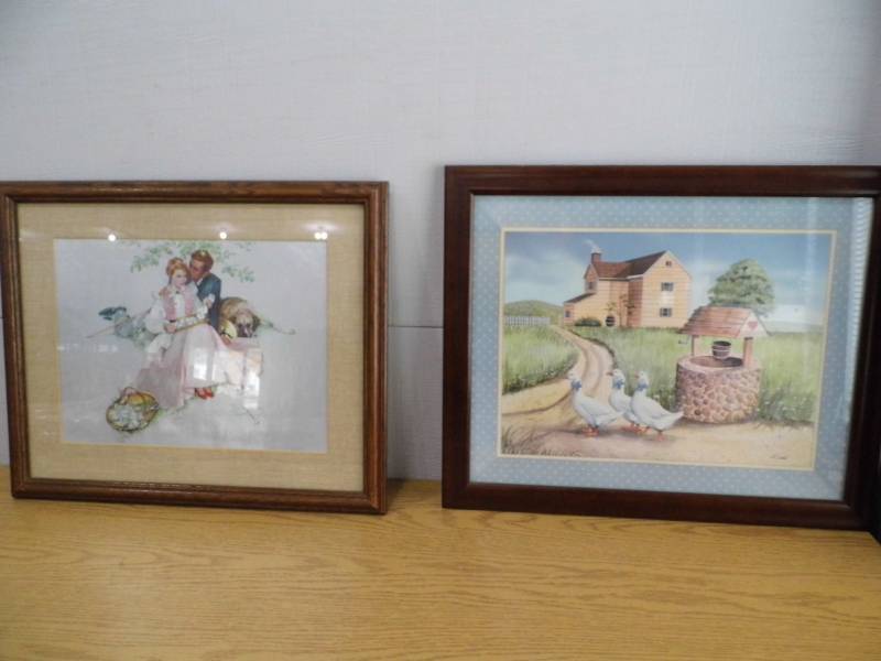 lot 71 image: 2 Piece Art