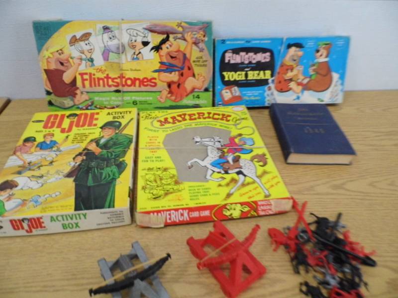 lot 90 image: Vintage Games