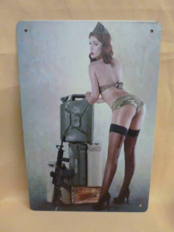lot 34 image: Sign