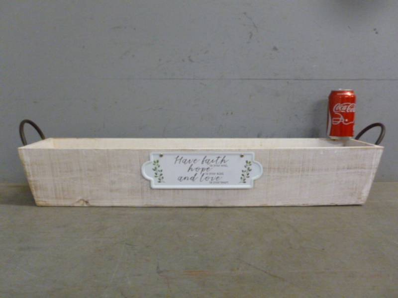 lot 49 image: Planter Box