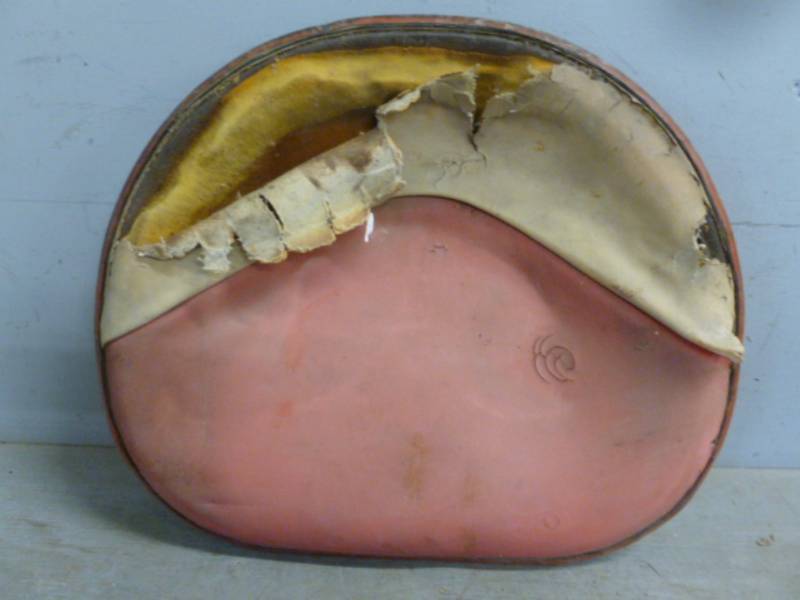 lot 57 image: Vintage Tractor Seat