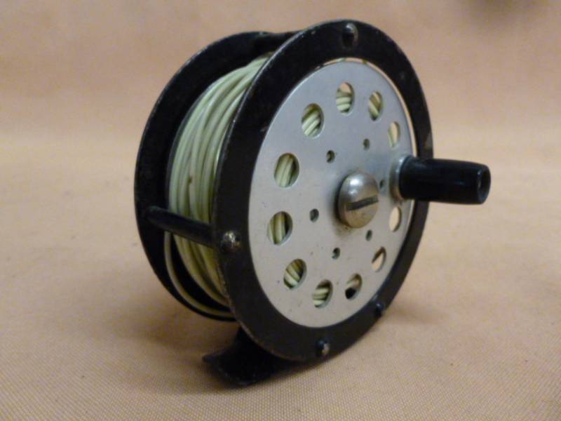 lot 77 image: Vintage Fly Fishing Reel