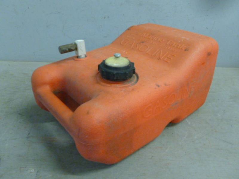 lot 84 image: Boat Gas Tank