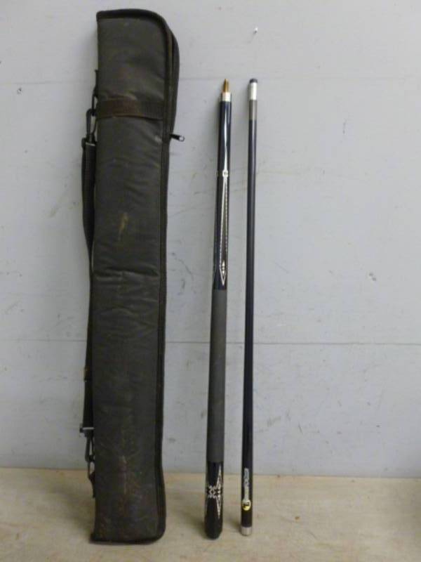 lot 104 image: Titanium Tip Pool Stick