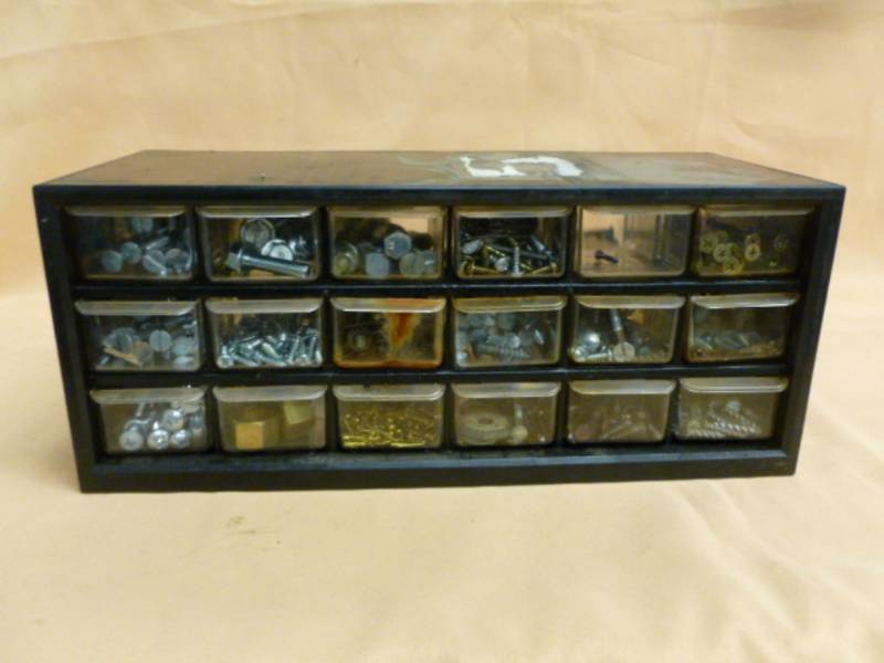 lot 106 image: Shop Organizer