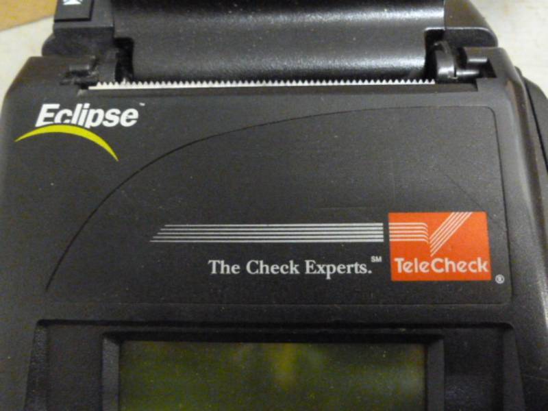 lot 123 image: Credit Card Machine