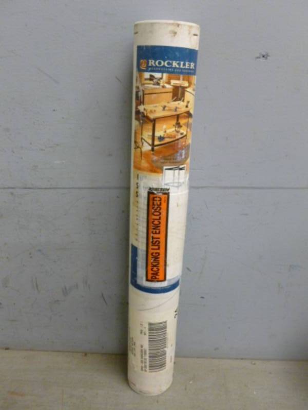 lot 128 image: New Stand Stretchers