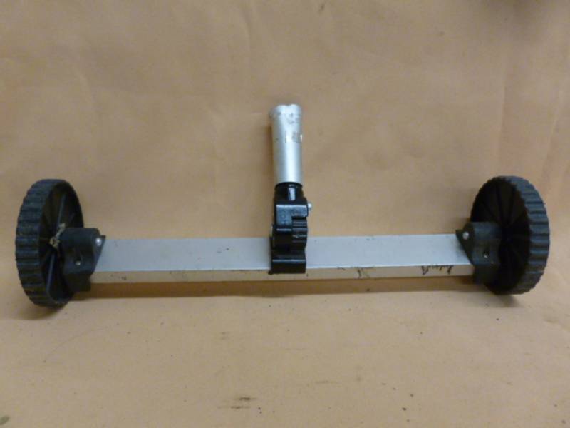lot 132 image: Magnet Tool