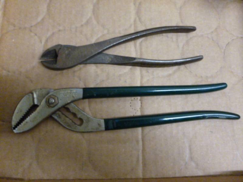 lot 157 image: Diamond Pliers