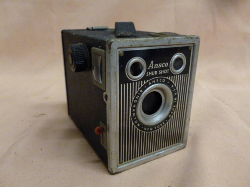 lot 174 image: Vintage Camera
