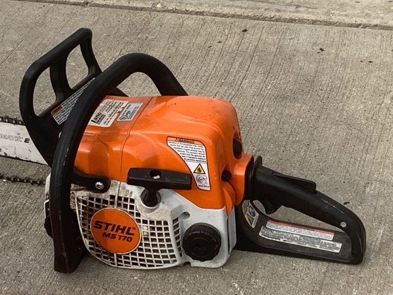 lot 12 image: Stihl MS170 Chainsaw