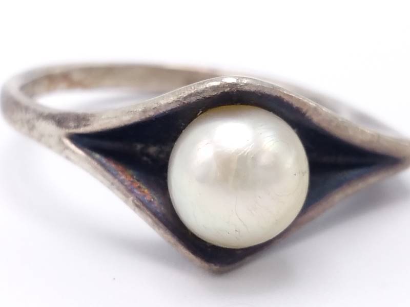 Vintage Pearl Estate Ring in Sterling Silver