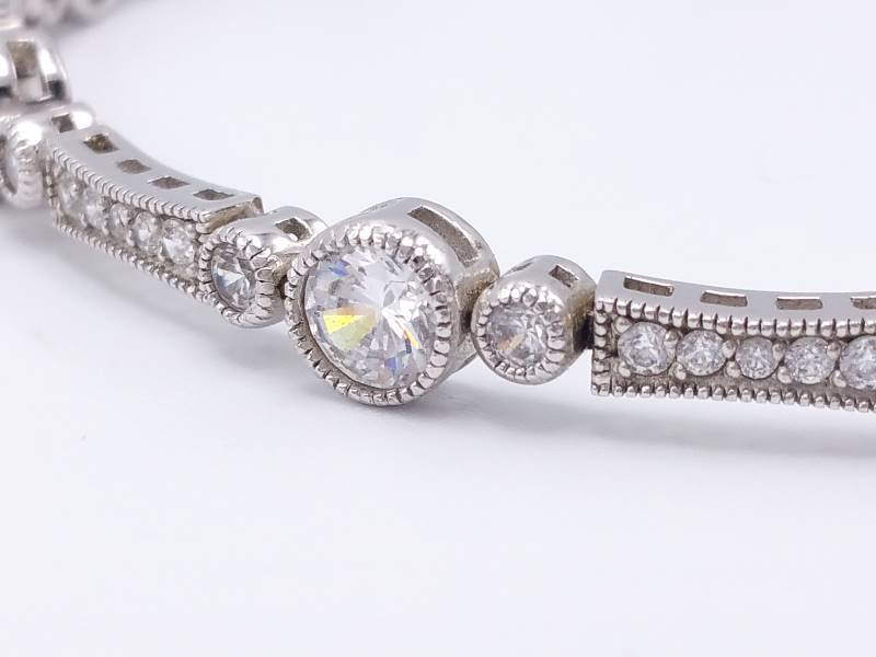 Beautiful Vintage Styled Estate Bracelet in Sterling Silver