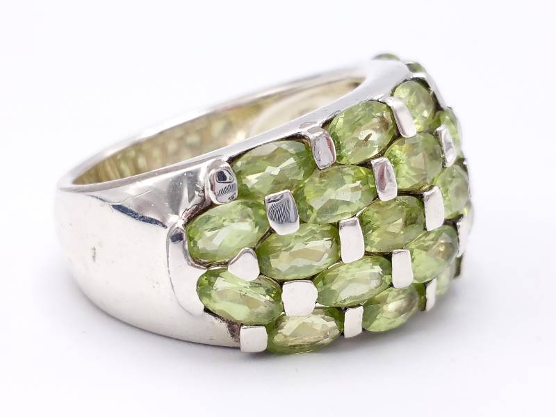 Ladies Peridot Cocktail Estate Ring in Sterling Silver