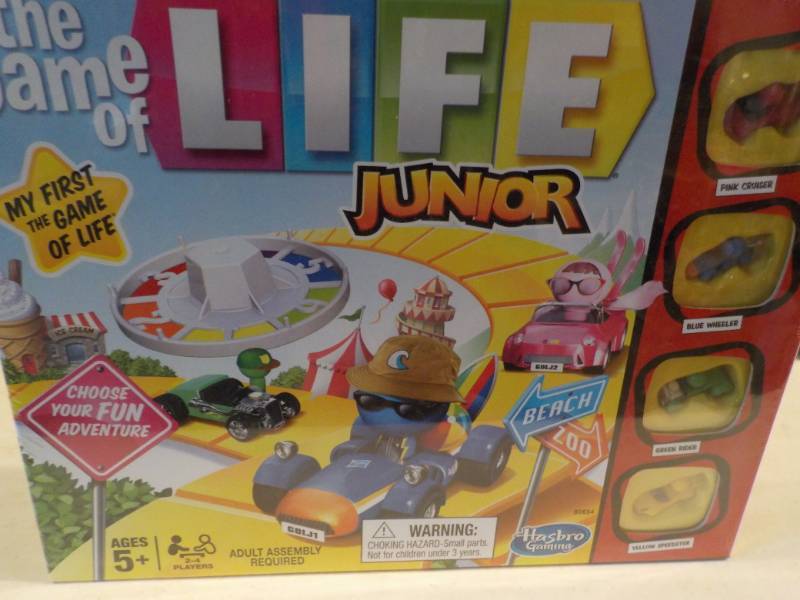 lot 6 image: The Game of Life Junior...