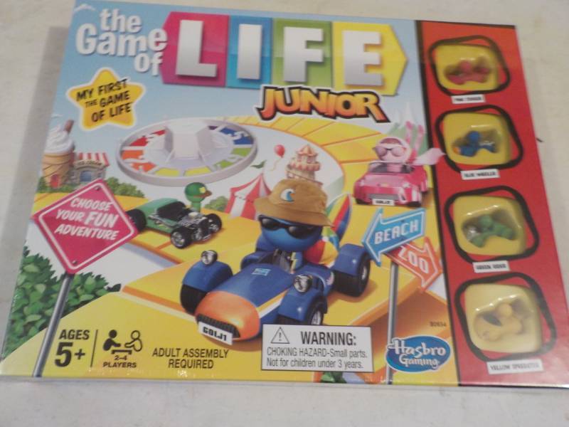 lot 41 image: The Game of Life Junior...