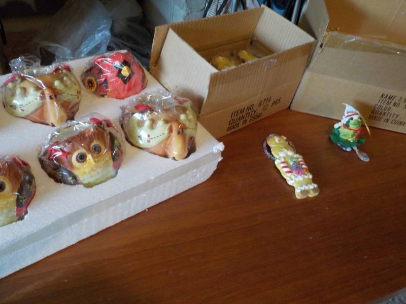 lot 69 image: Xmas Ornaments  6 assorted Moose, ...