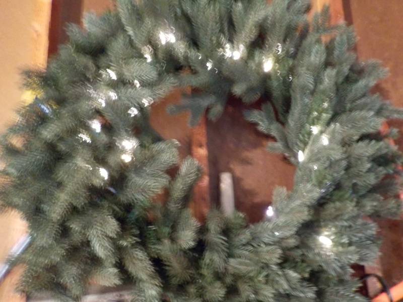 lot 74 image: Xmas Lighted Wreath...