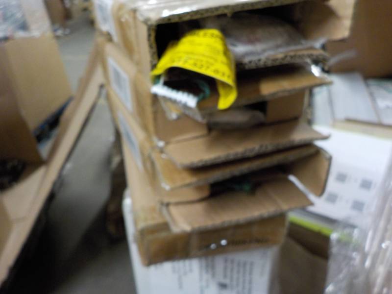 lot 93 image: Lot of 4 - 100 ct. Net Style LED Li...