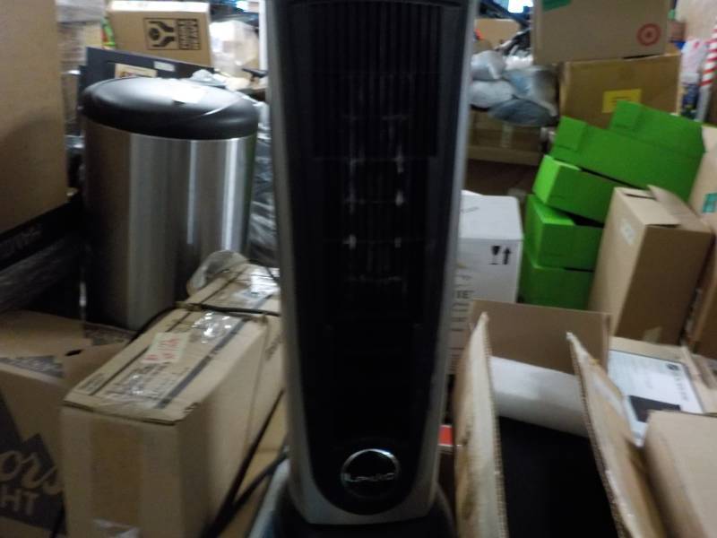 lot 125 image: Lasko Heater...