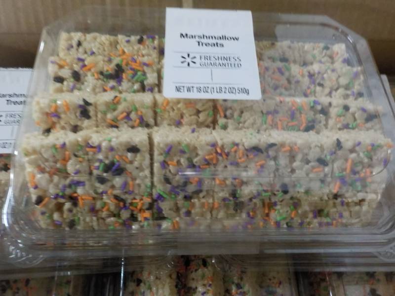 lot 133 image: 6 - 1 lb. 2 oz Package of Marshmall...